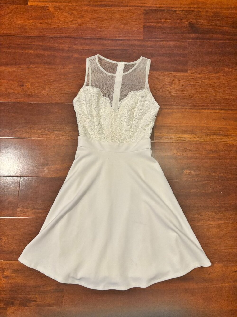 B Darlin White Lace Fit & Flare Dress Size 0 Mesh Illusion Neck Worn Once